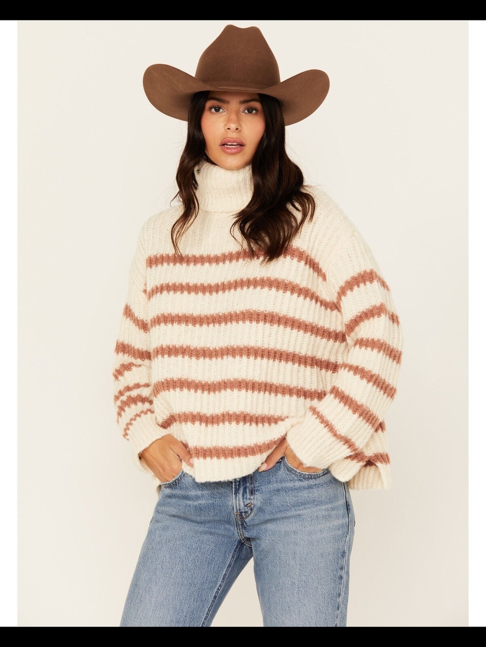 Sadie & Sage Striped Turtleneck Sweater Medium